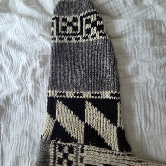 Vintage virgin wool, Tundra sweater. - Picture 5 of 7